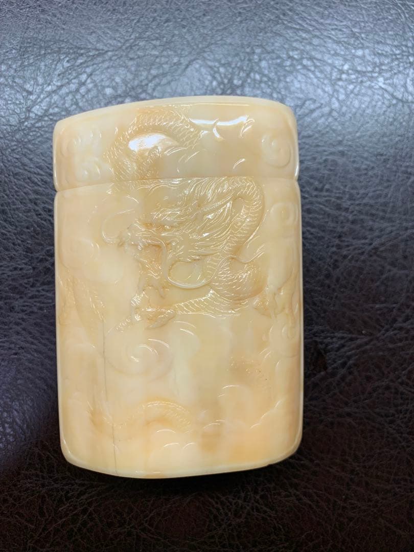 海象牙製 龍虎彫刻 円筒容器 彫刻工芸 183g