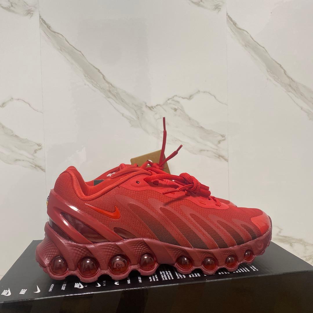 シューズ Nike Women's Air Max DN8 \"University Red