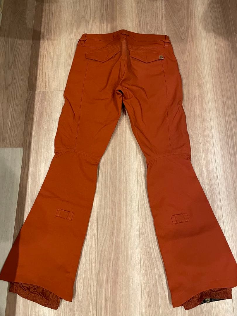 美品　BURTON スノーボードパンツ　レディース　サイズS