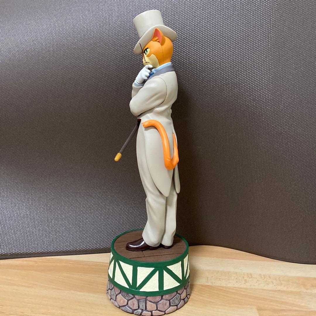 ジブリ　バロン オルゴール フィギュア 猫の恩返し