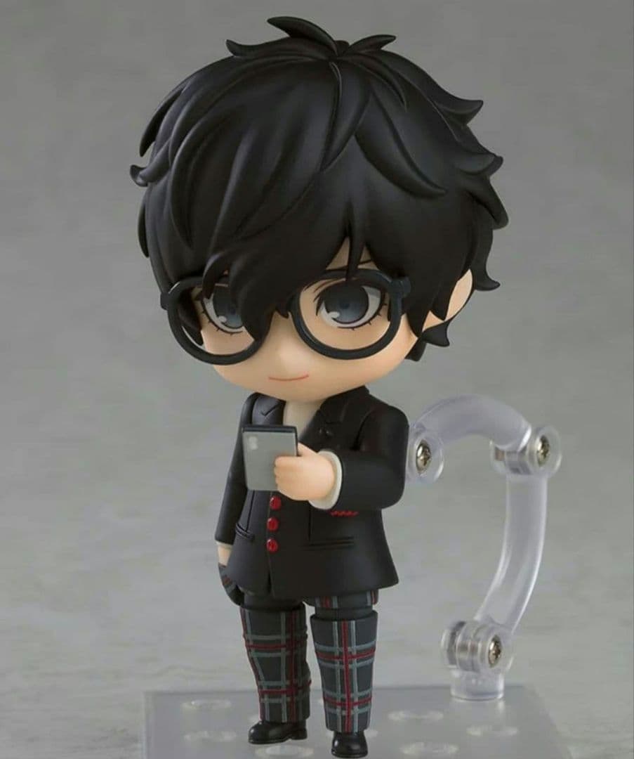 ペルソナ5 ザ・ロイヤル　主人公　ねんどろいど　新品未開封　フィギュア