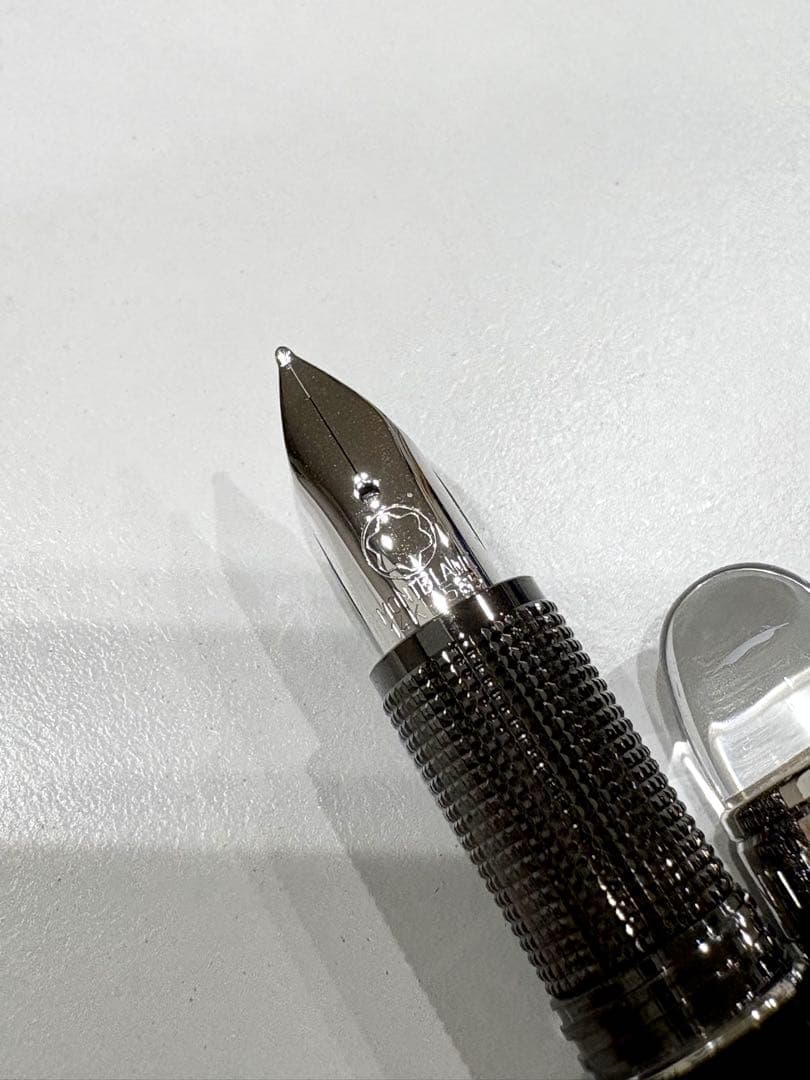 モンブラン　スターウォーカー　ブラック　ペン先14k 585