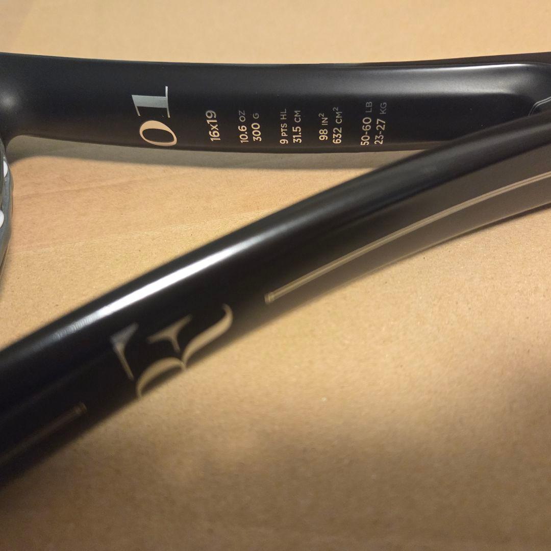 WILSON RF01 /テニスラケット　グリップ2