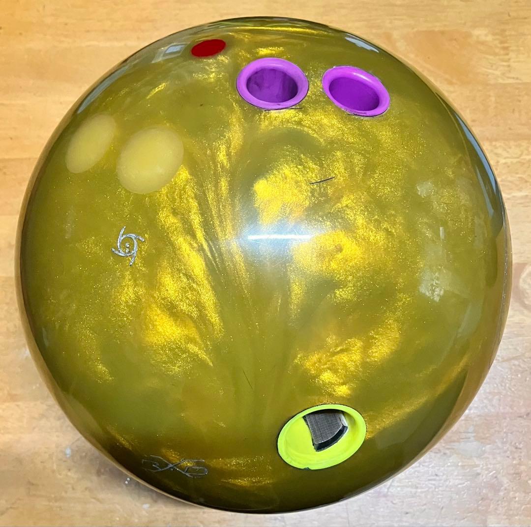 美品 STORM FOREST LOCK ボウリングボール 15P