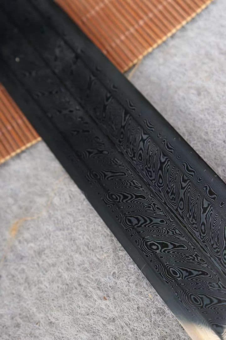 【白銅漢剣】 古兵器 武具　刀装具　日本刀　模造刀 居合刀