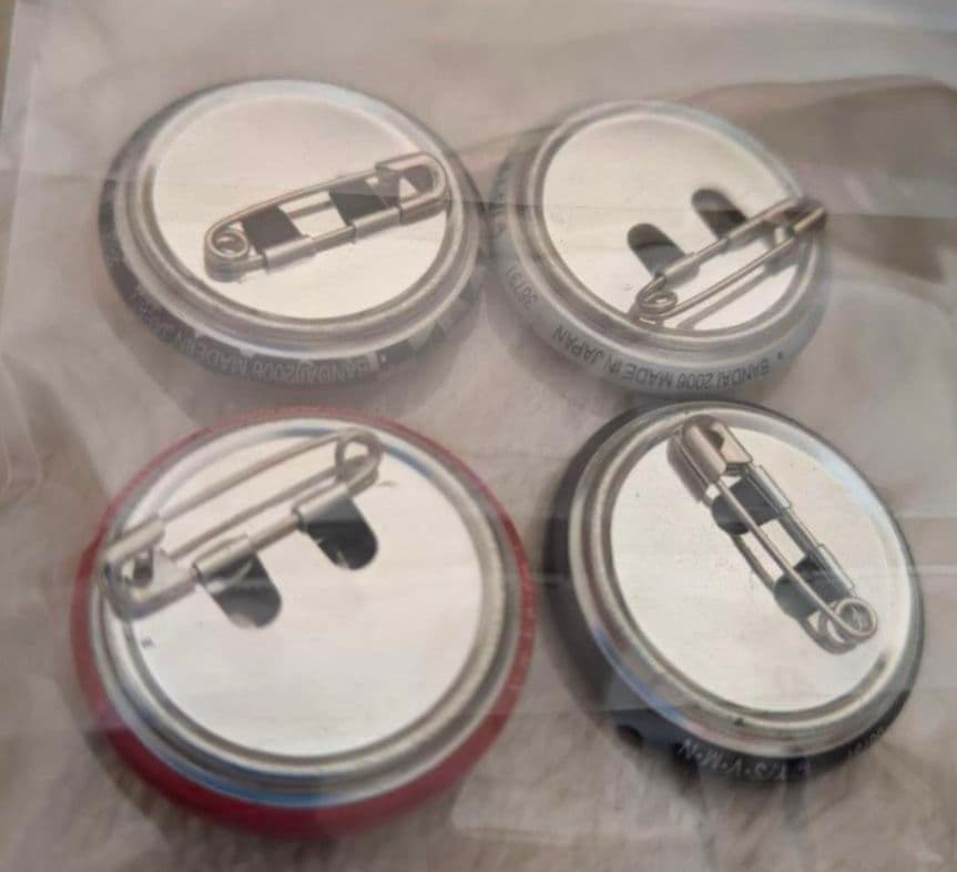 リュシフェル　缶バッジ　4個　セット　②