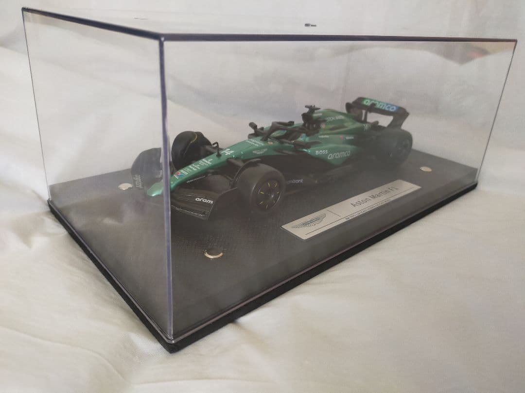【中古】1/24 アストンマーティン アラムコ F1ミニカー AMR24