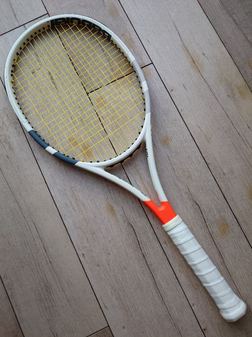 【美品】Babolat PURE STRIKE VS TOUR （G3）