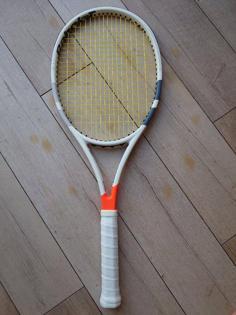 【美品】Babolat PURE STRIKE VS TOUR （G3）