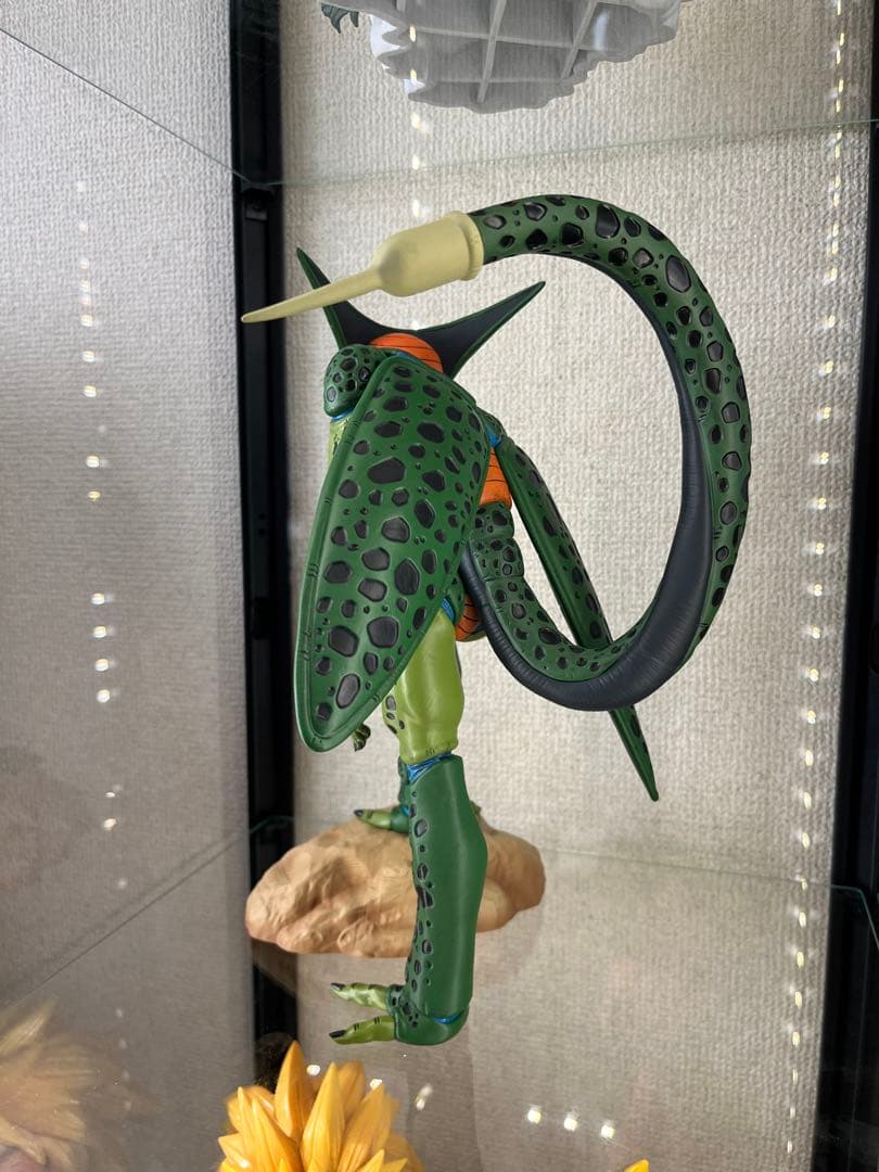 ⭐️美品⭐️ドラゴンボールアライズ　セル第一形態ジーマ限定特典卵付き