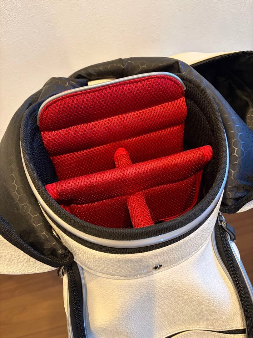 希少　UNDER ARMOUR キャディバッグ 9.0型　アンダーアーマー