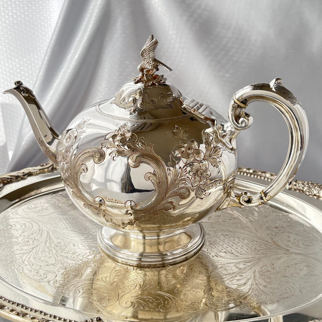 【Martin, Hall 】 イーグルのティーポット【シルバープレート】華麗！