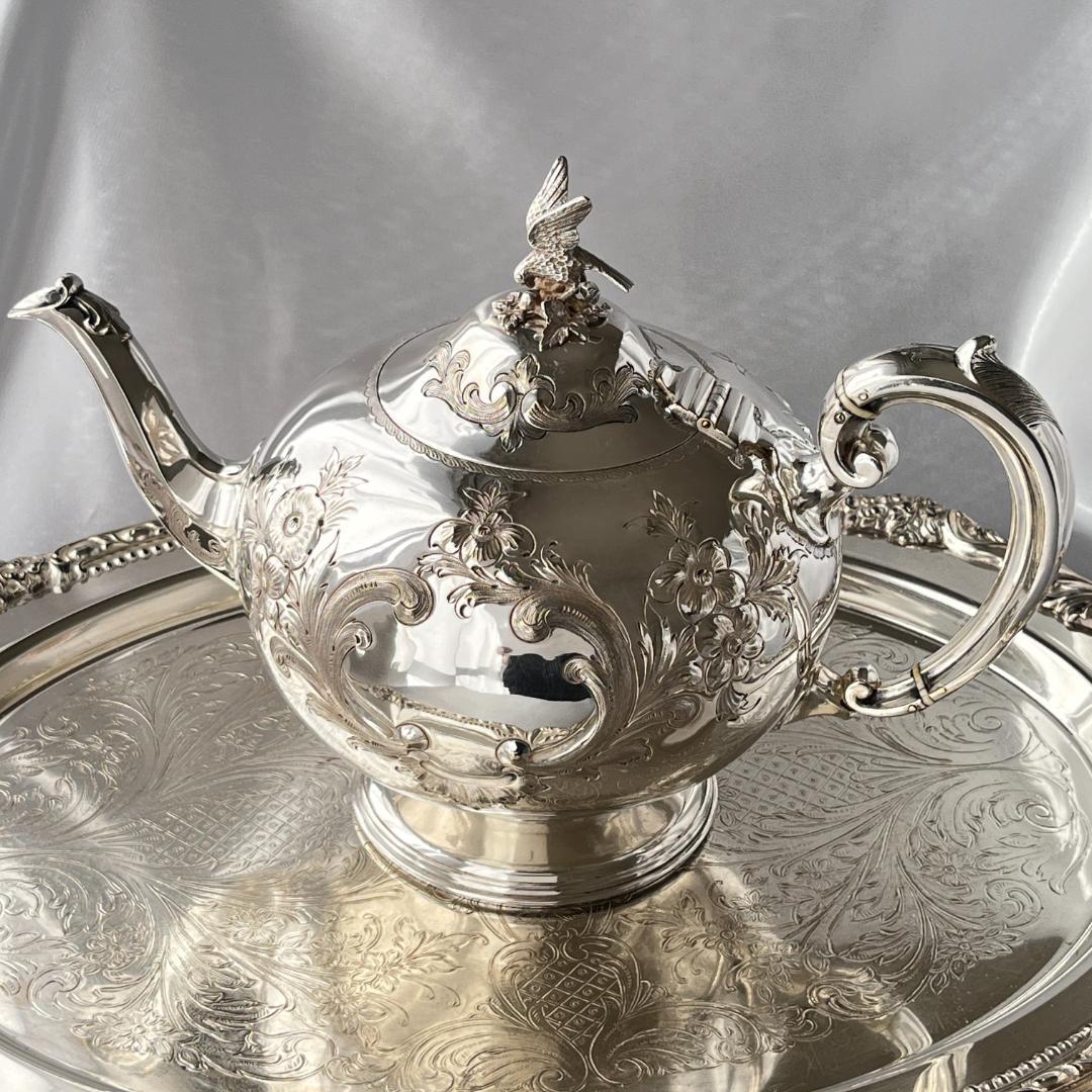 【Martin, Hall 】 イーグルのティーポット【シルバープレート】華麗！