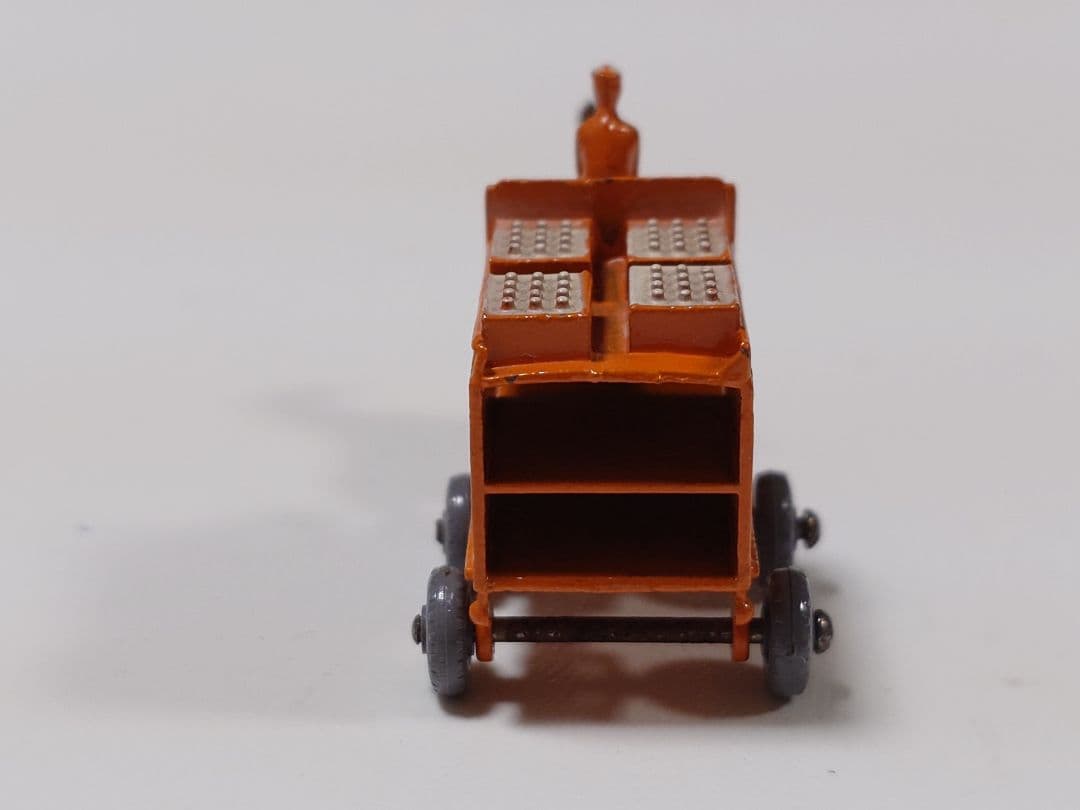 ミニカー MATCHBOX No.7 Horse Drawn Milk Float