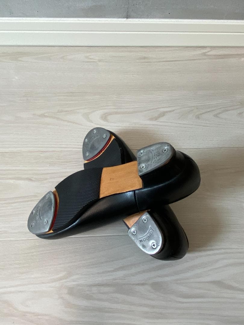 新品未使用　希少　入手困難　BLOCH タップシューズ サイズ7