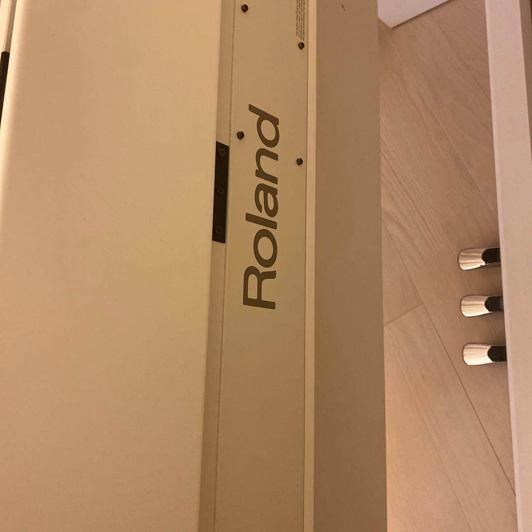 Roland F-120-WH ホワイト電子ピアノ　ローランド本体　白