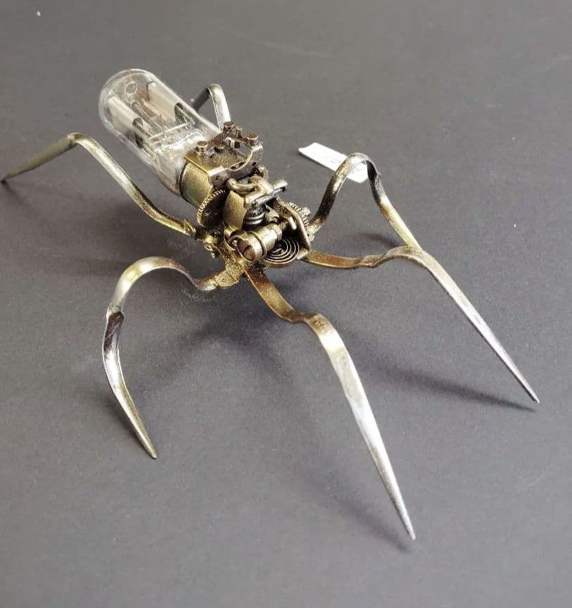 スチームパンク　真空管使用昆虫　S-01