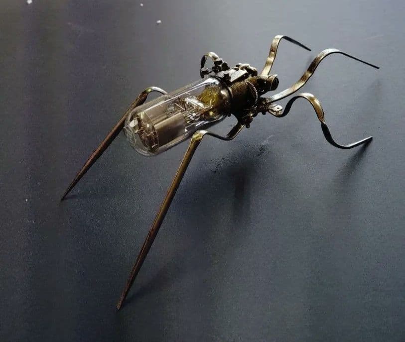 スチームパンク　真空管使用昆虫　S-01