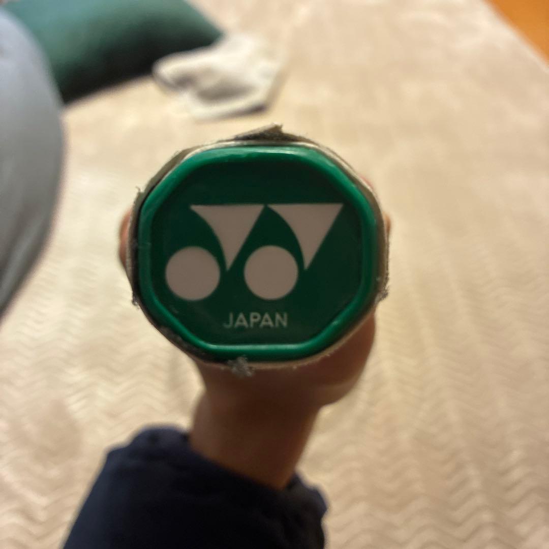 ASTROX 77 PRO バドミントンラケット　4U5G