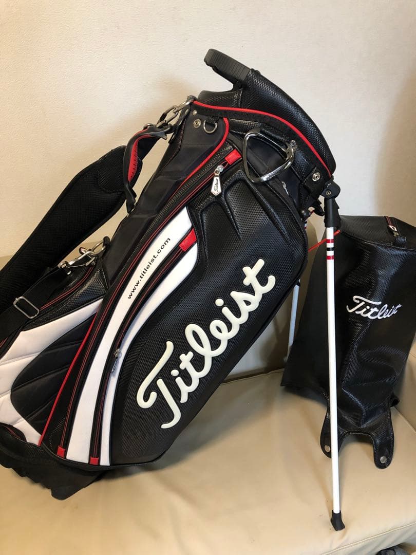 【送料込み】タイトリスト　キャディバッグ　限定スタンドバッグ