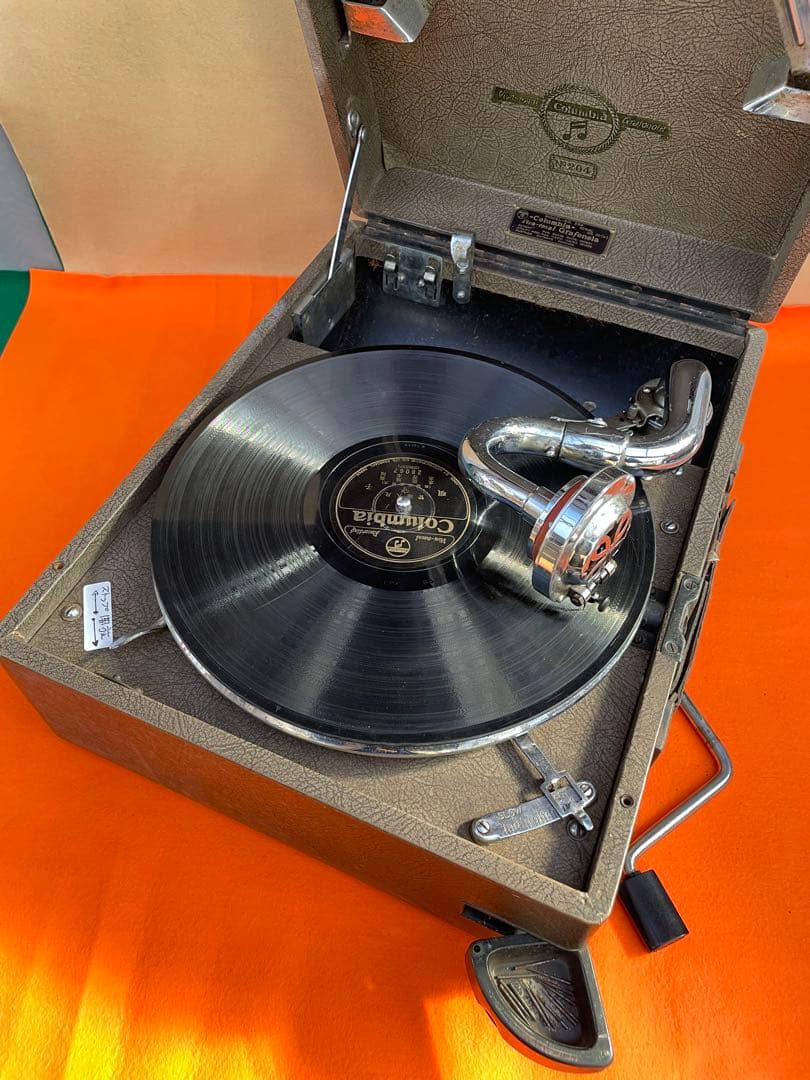 ポータブル蓄音機 　コロンビア204