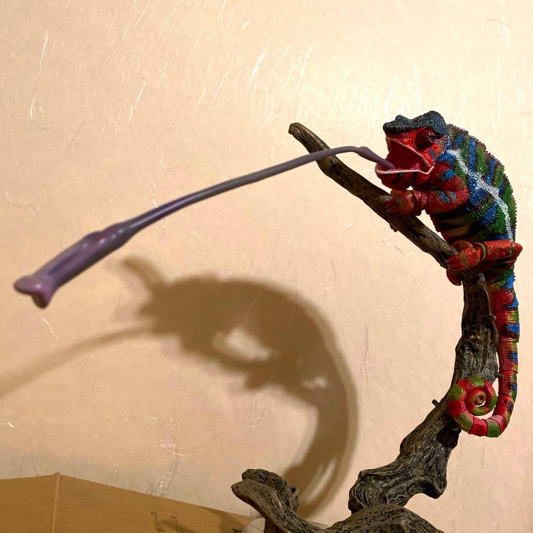 いきもの大図鑑プレミアム　パンサーカメレオン（アンビローブ・グリーン）