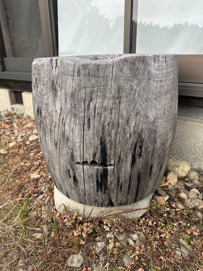 【現品限り】臼をリメイクした一点物の椅子