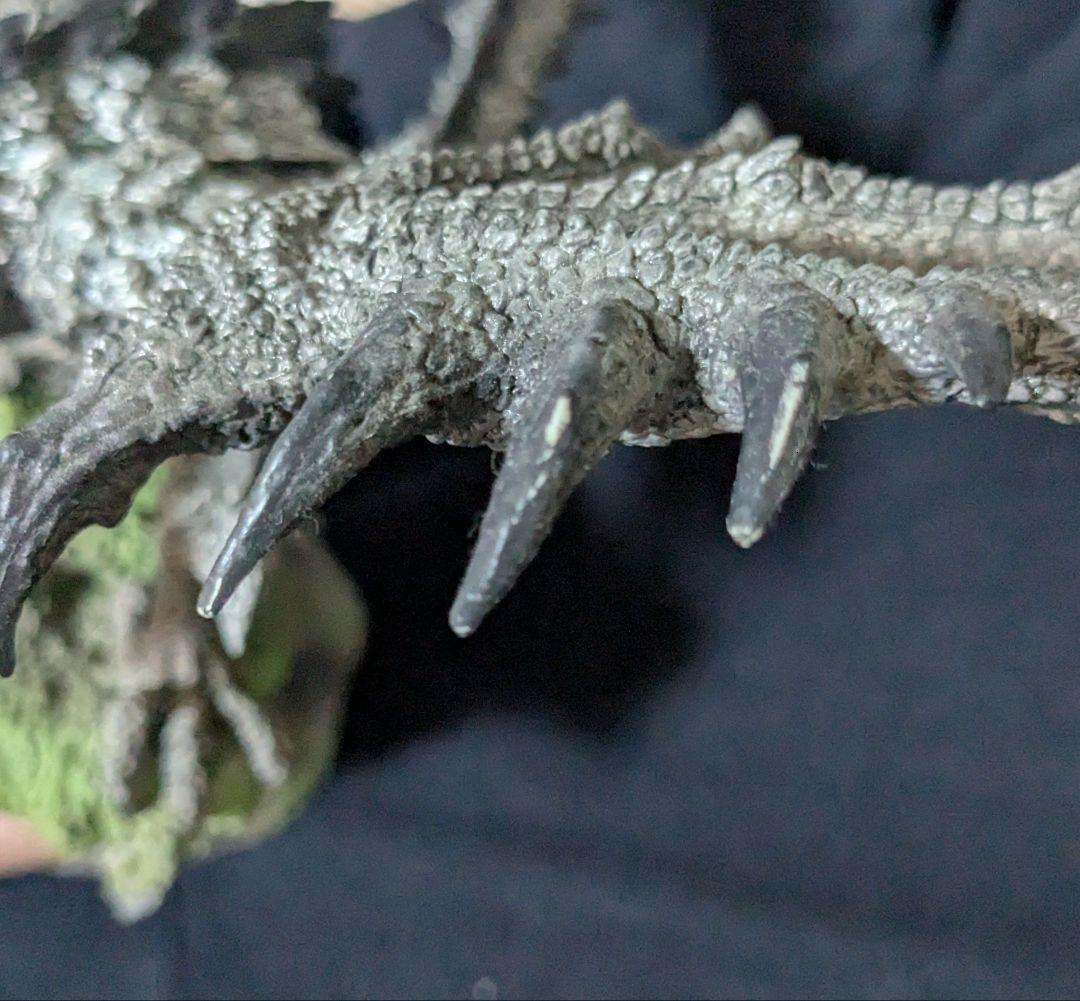 ス*ム様 クリエイターズモデル モンスターハンター 銀火竜 リオレウス 希少種