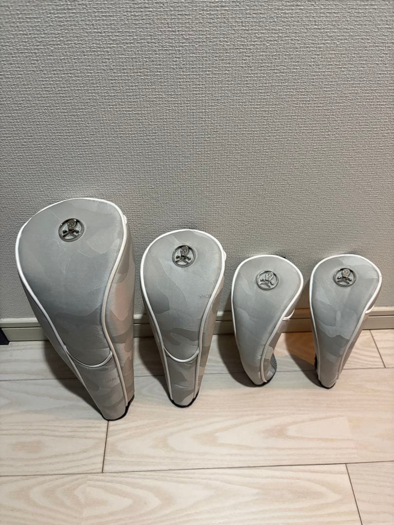 マークアンドロナ　ヘッドカバーセット　DR・FW ・UT×2個　計4個セット