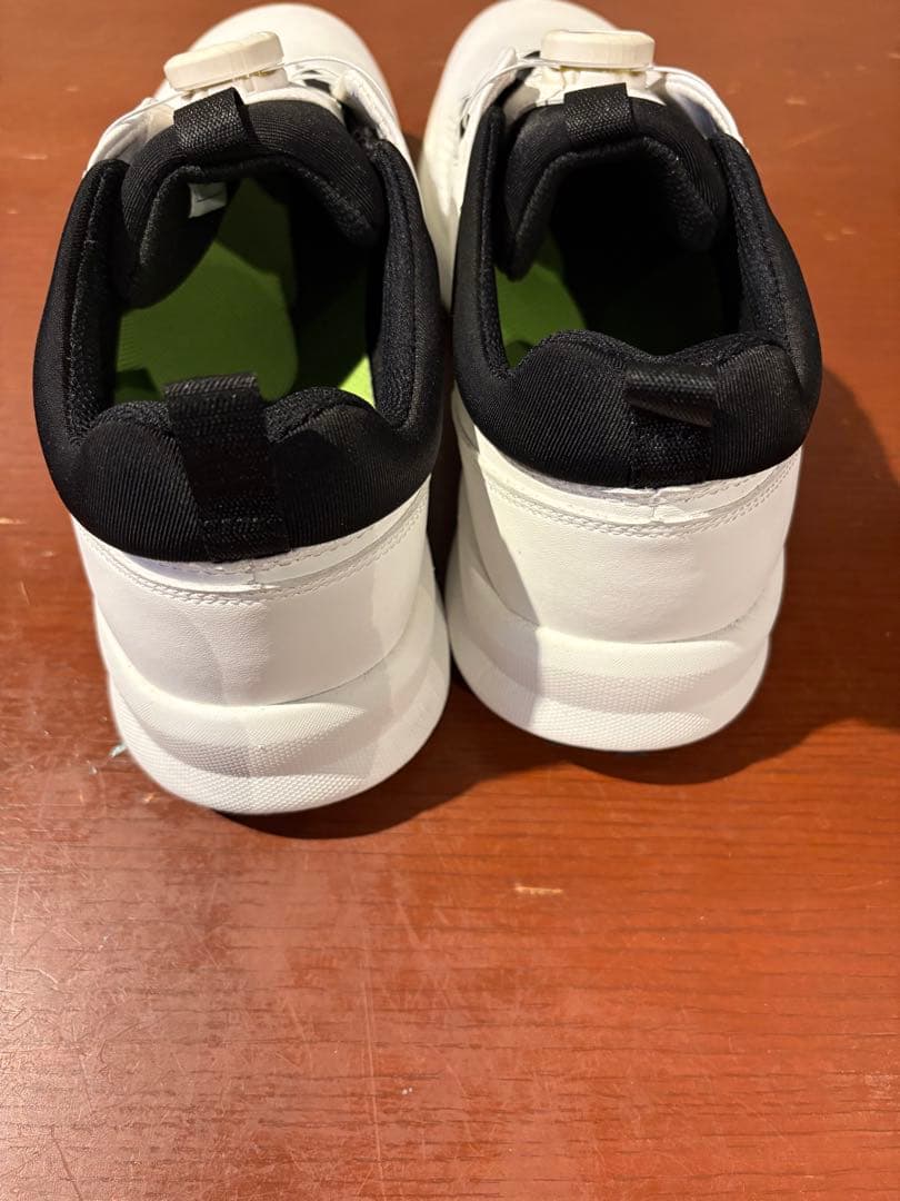 新品未使用品　WAAC ゴルフシューズ26.5シューズケース付き