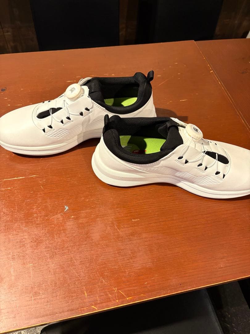 新品未使用品　WAAC ゴルフシューズ26.5シューズケース付き