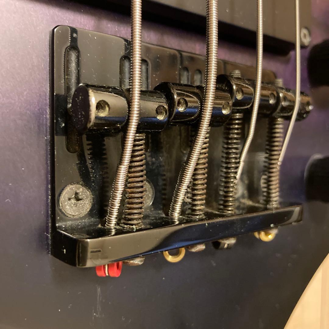 『エレキベース』　Edwards ラルクのtetsuya氏モデル　演奏問題無し