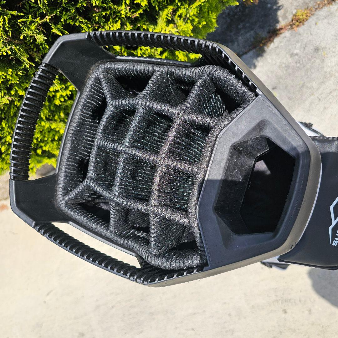 【サンマウンテン】2024年人気14分割C130キャディバッグ 白 フード付き