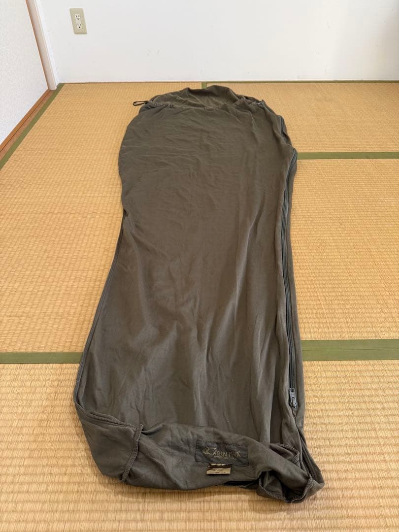 CARINTHIA Grizzly オリーブ