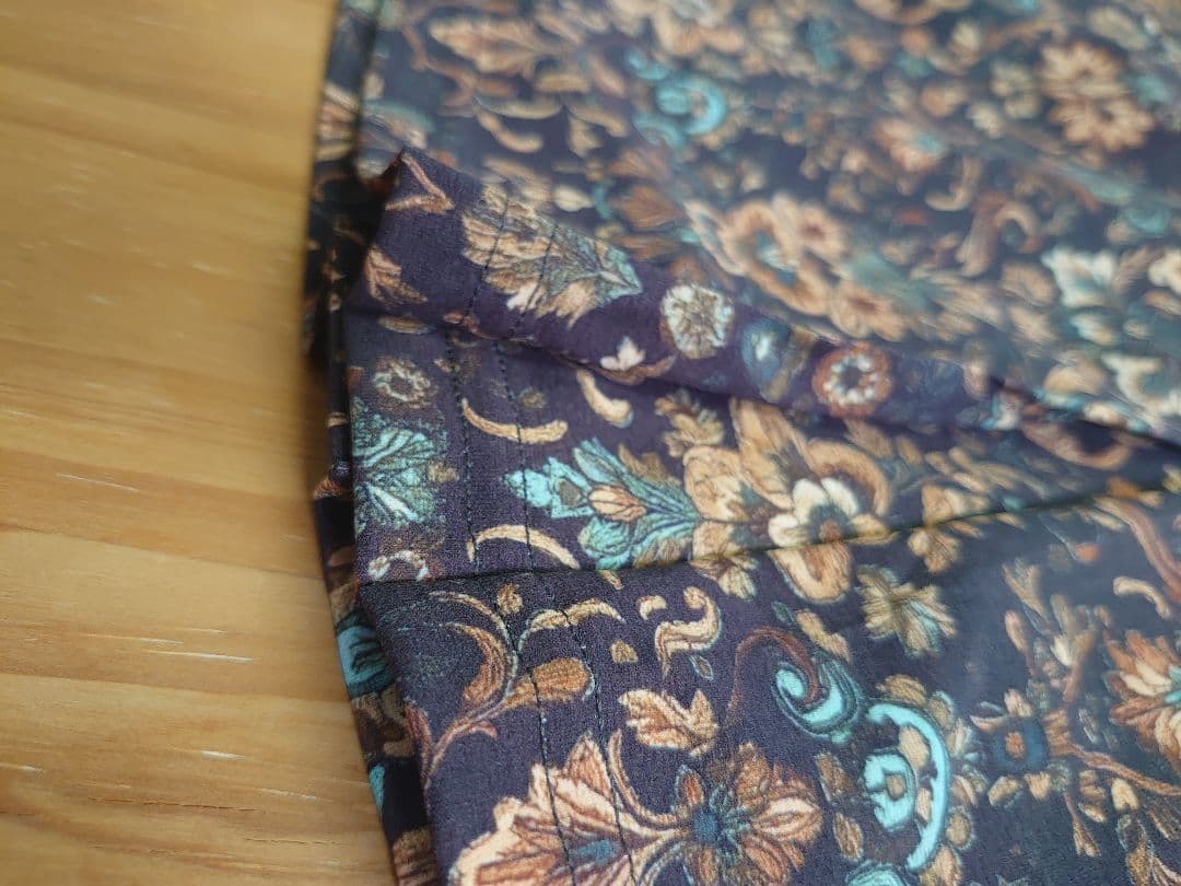 新品未使用　Admiral レディススコート ATLA553 BRW M