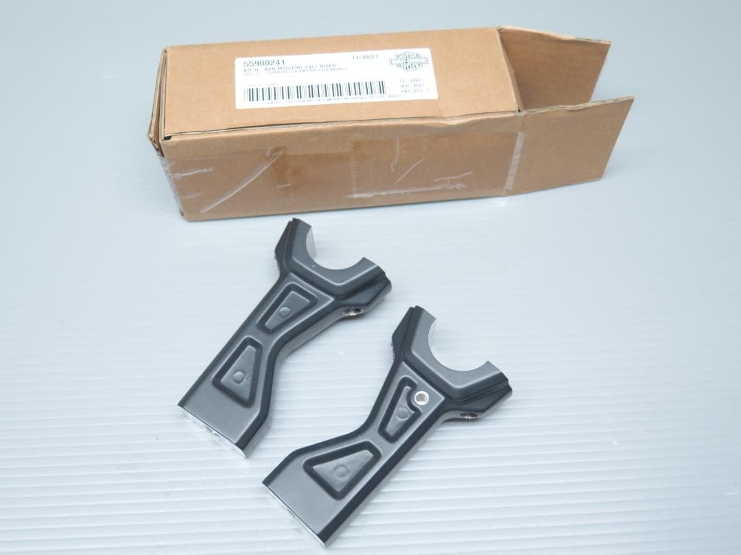 美品 ハーレー 純正 パンアメリカRA1250 トールライザー21-23 542