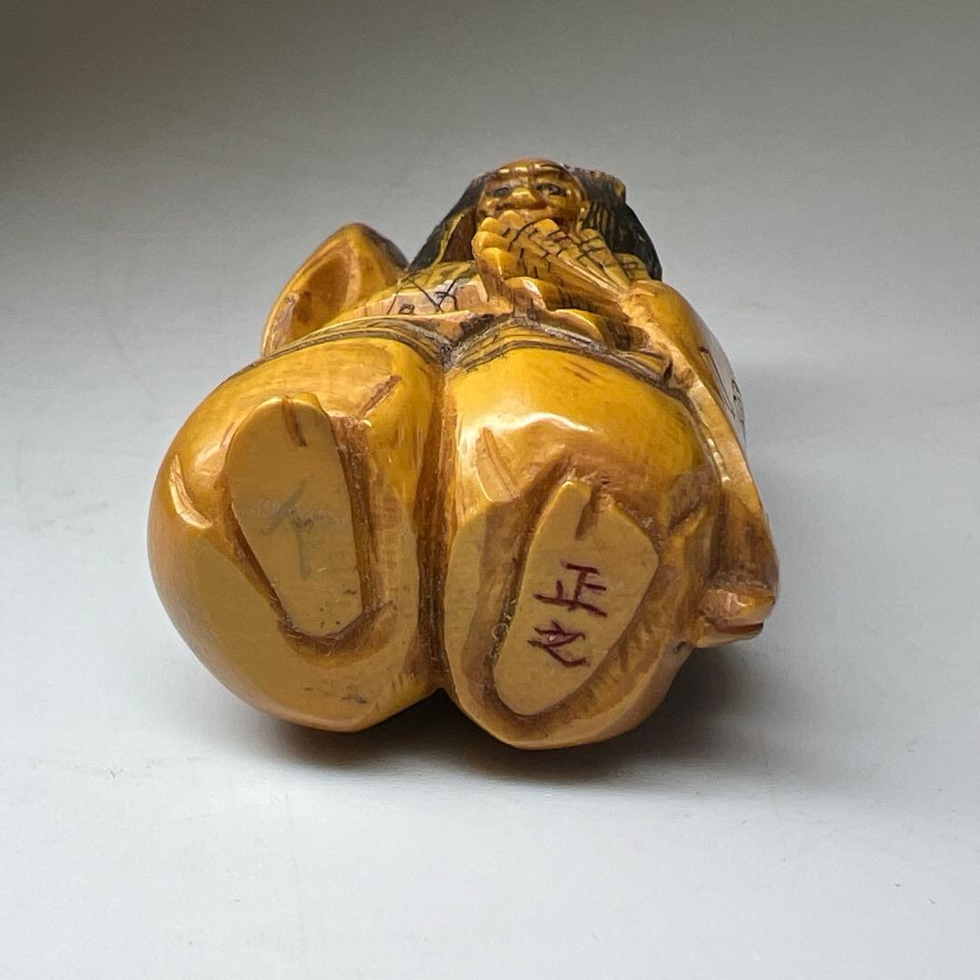 極上からくり人物根付　木箱付　41g 東Y8-0206☆2F