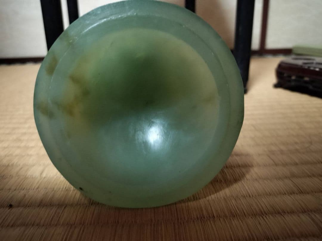 中国玉石龍紋香炉　21cmｘ21cm三足花台付