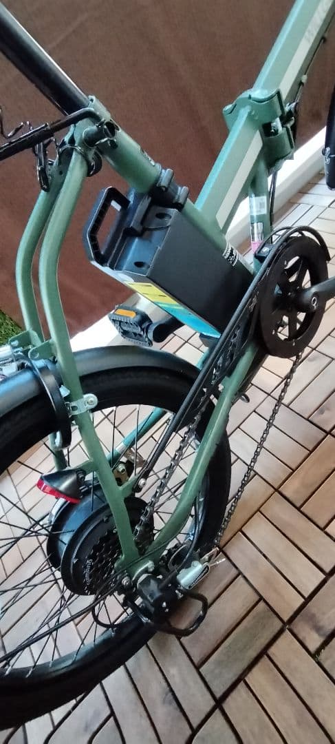 お値下げしました♪♪　20インチ　折りたたみ電動アシスト自転車