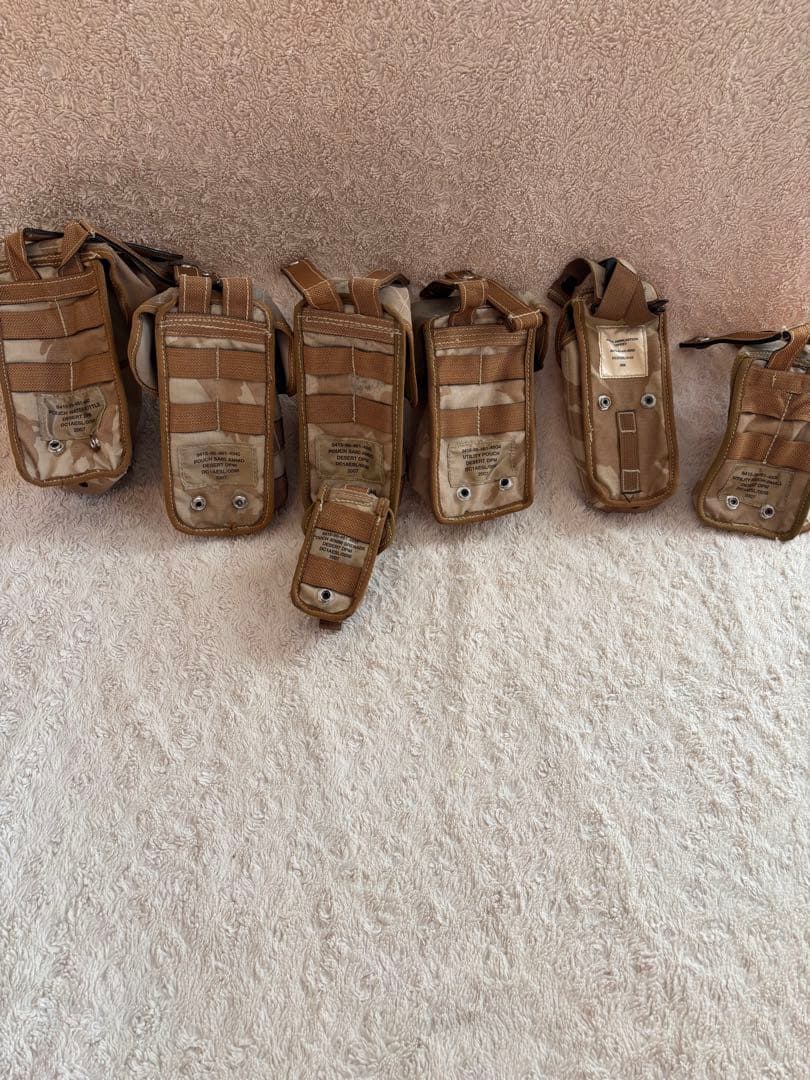 イギリス軍　砂漠迷彩DPM タクティカルベスト（ポーチ 7個付き）