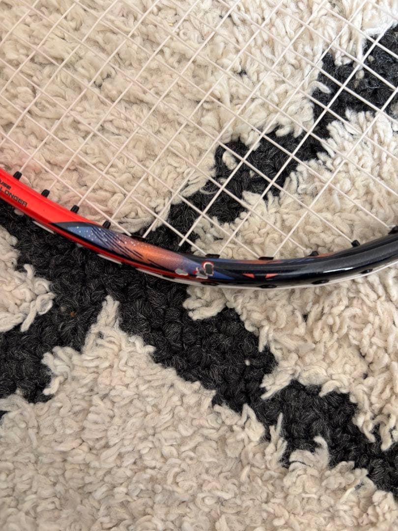 ヨネックス アストロクス77pro 4UG5