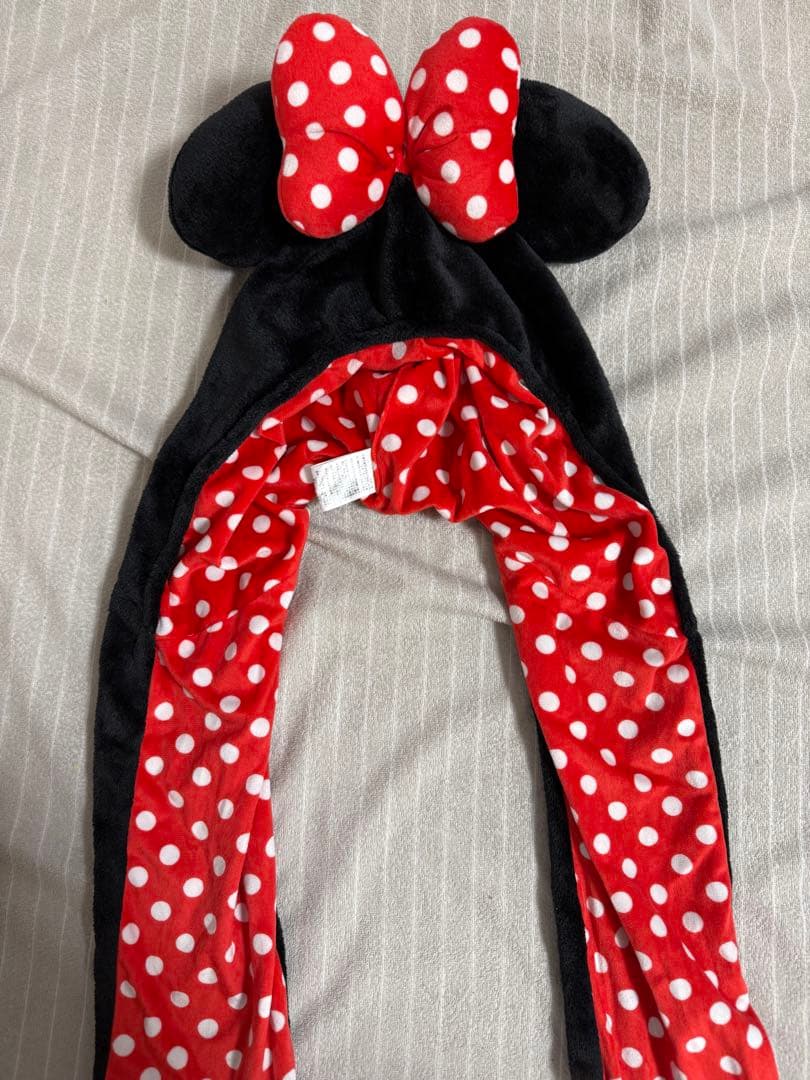 ミニーマウス　耳付きキャップ　マフラーキャップ