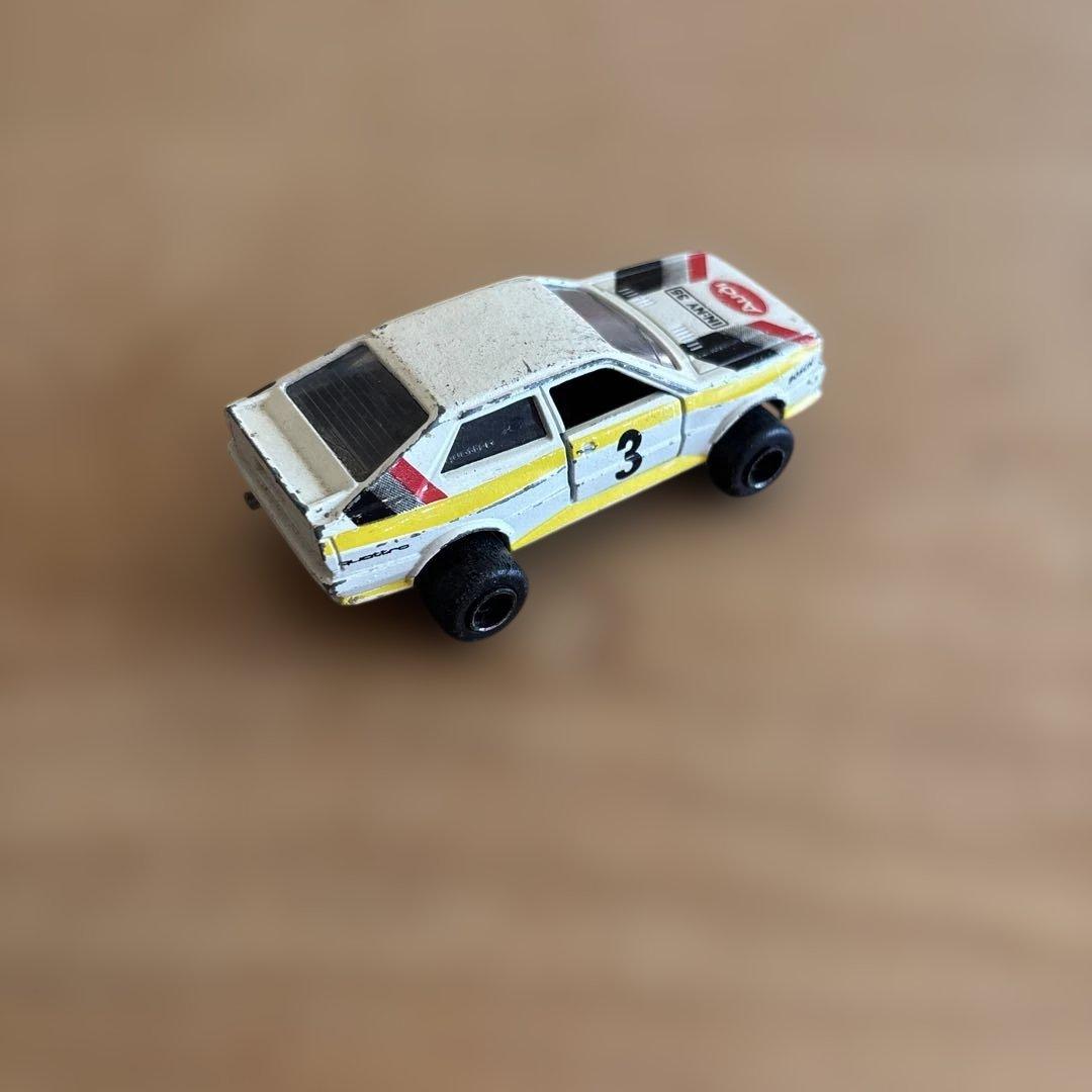 Audi Quattro ミニカー ナンバー3
