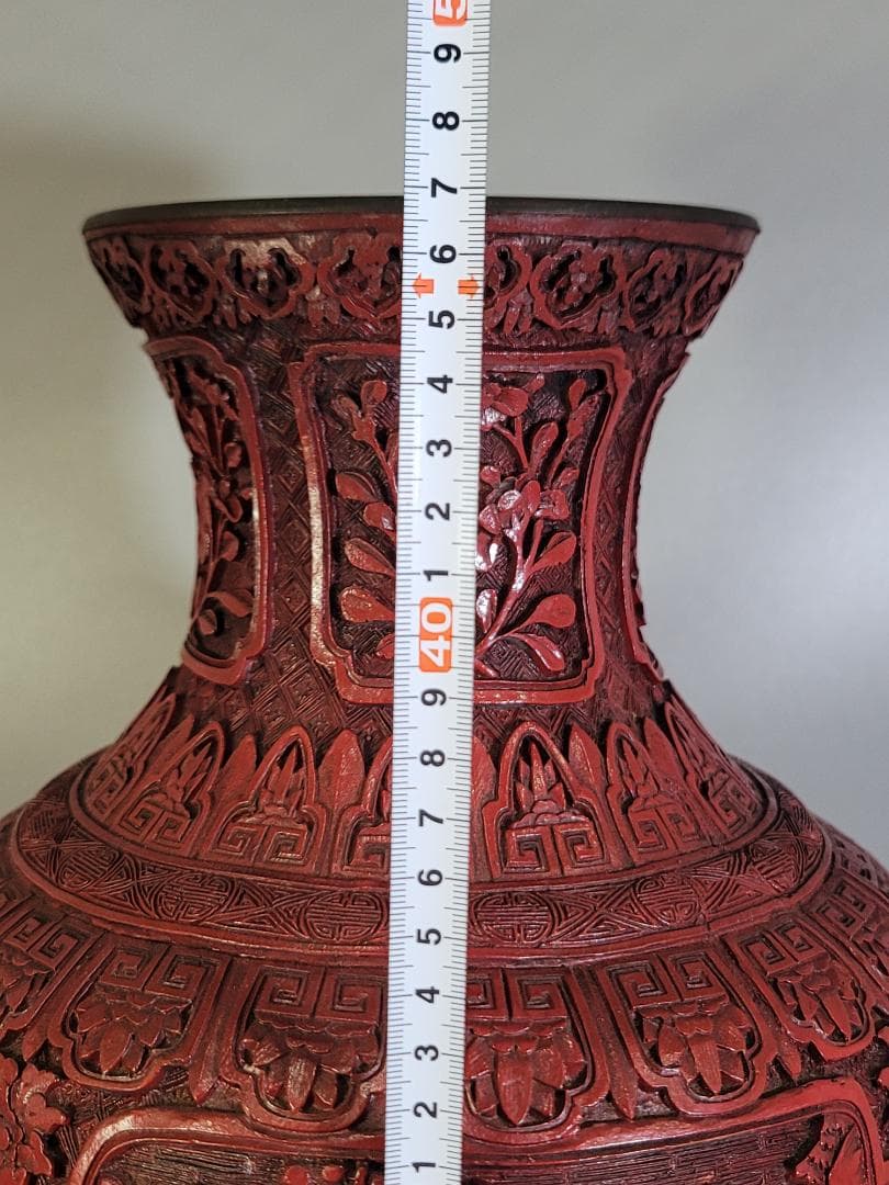 DT401 赤い 彫刻 花瓶 高さ47ｃｍ DT401