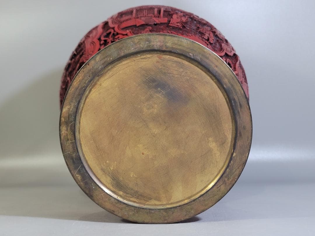 DT401 赤い 彫刻 花瓶 高さ47ｃｍ DT401