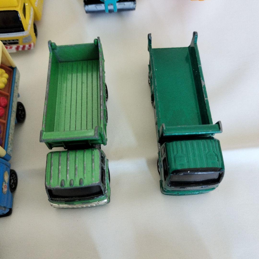 トミカ　ミニカー　働く車　 38台 ＋3台