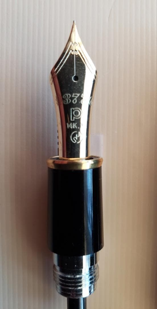 プラチナ万年筆 ＃3776　14K 万年筆 ブラック　中古品