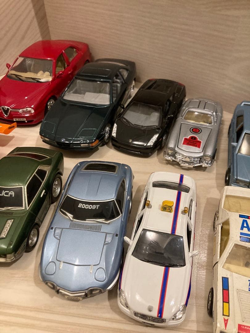 レトロ　ミニカーコレクション 16台