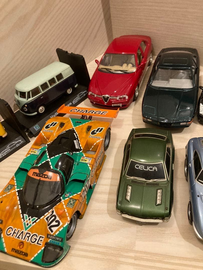 レトロ　ミニカーコレクション 16台