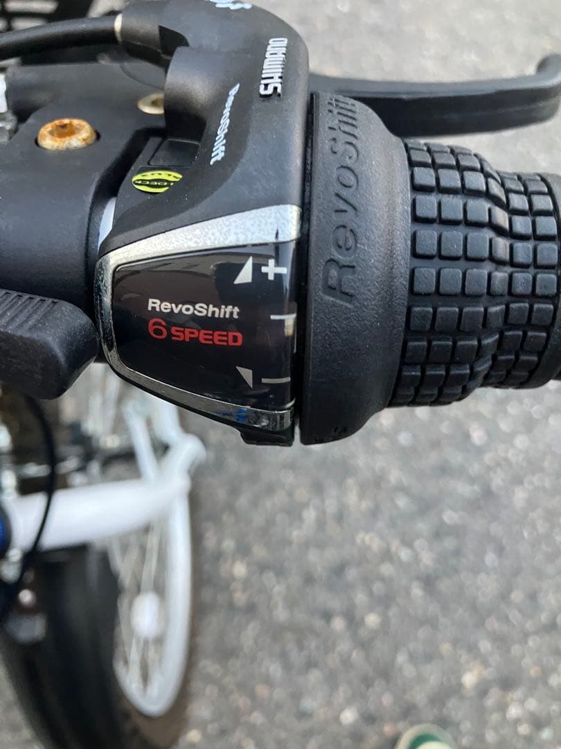 24インチ　自転車 6段変速 美品 【新潟 引取りのみ】